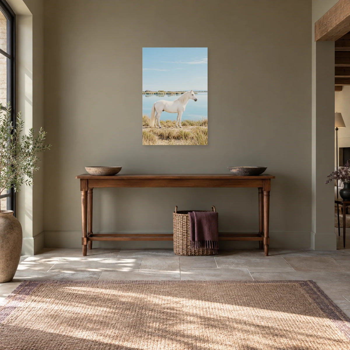 Affiche Chevaux de Camargue - Ligne d'horizon dans une entrée ou un couloir - Art Virtuoso
