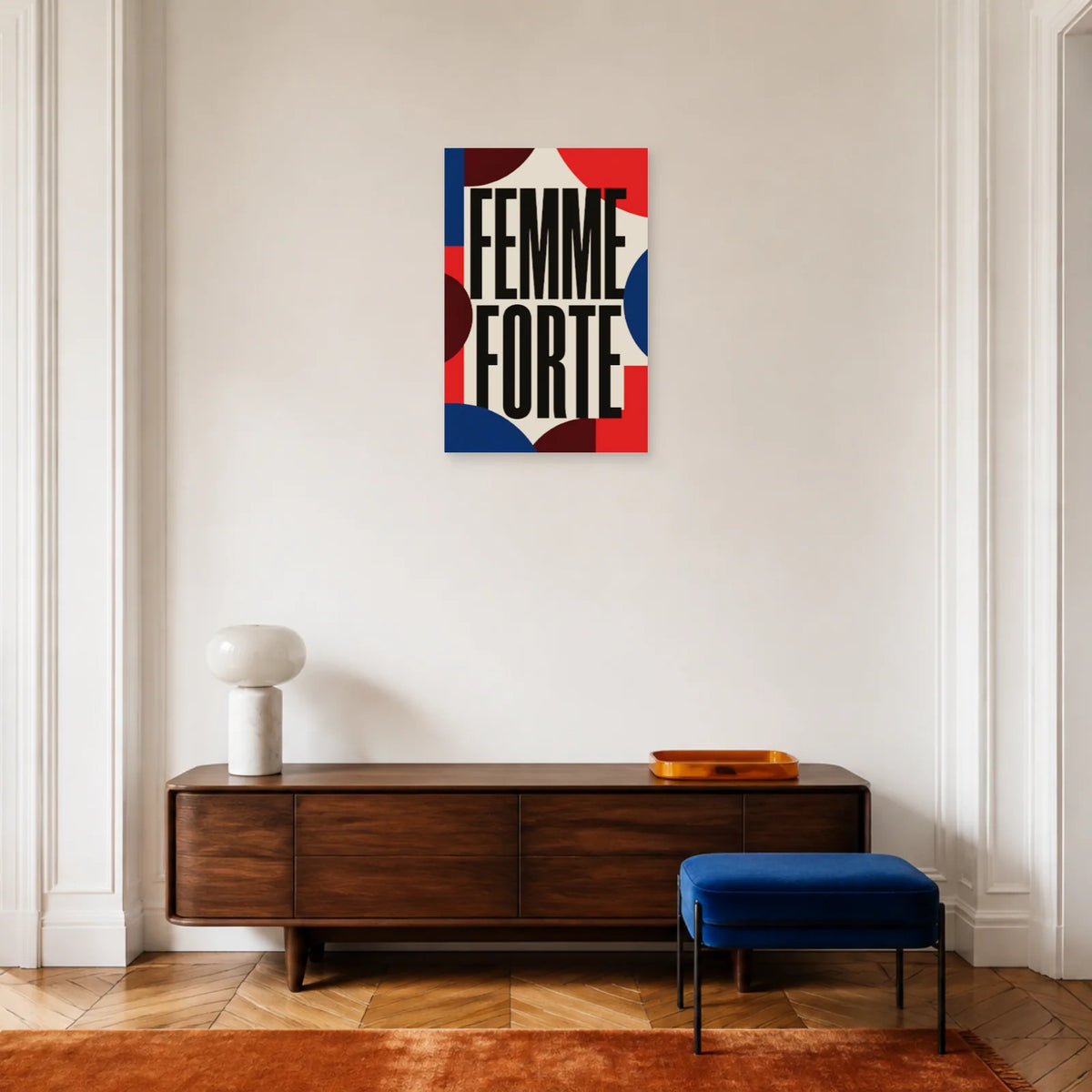 Affiche Femme forte – Géométrie affirmée dans une entrée ou un couloir - Art Virtuoso