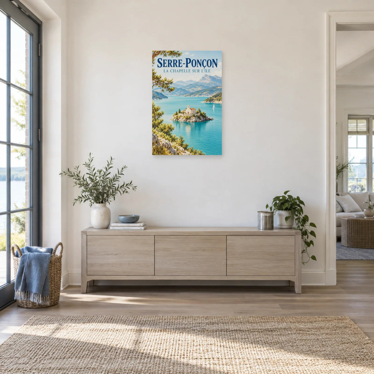 Affiche Serre-Ponçon – La chapelle sur l’île dans une entrée ou un couloir - Art Virtuoso
