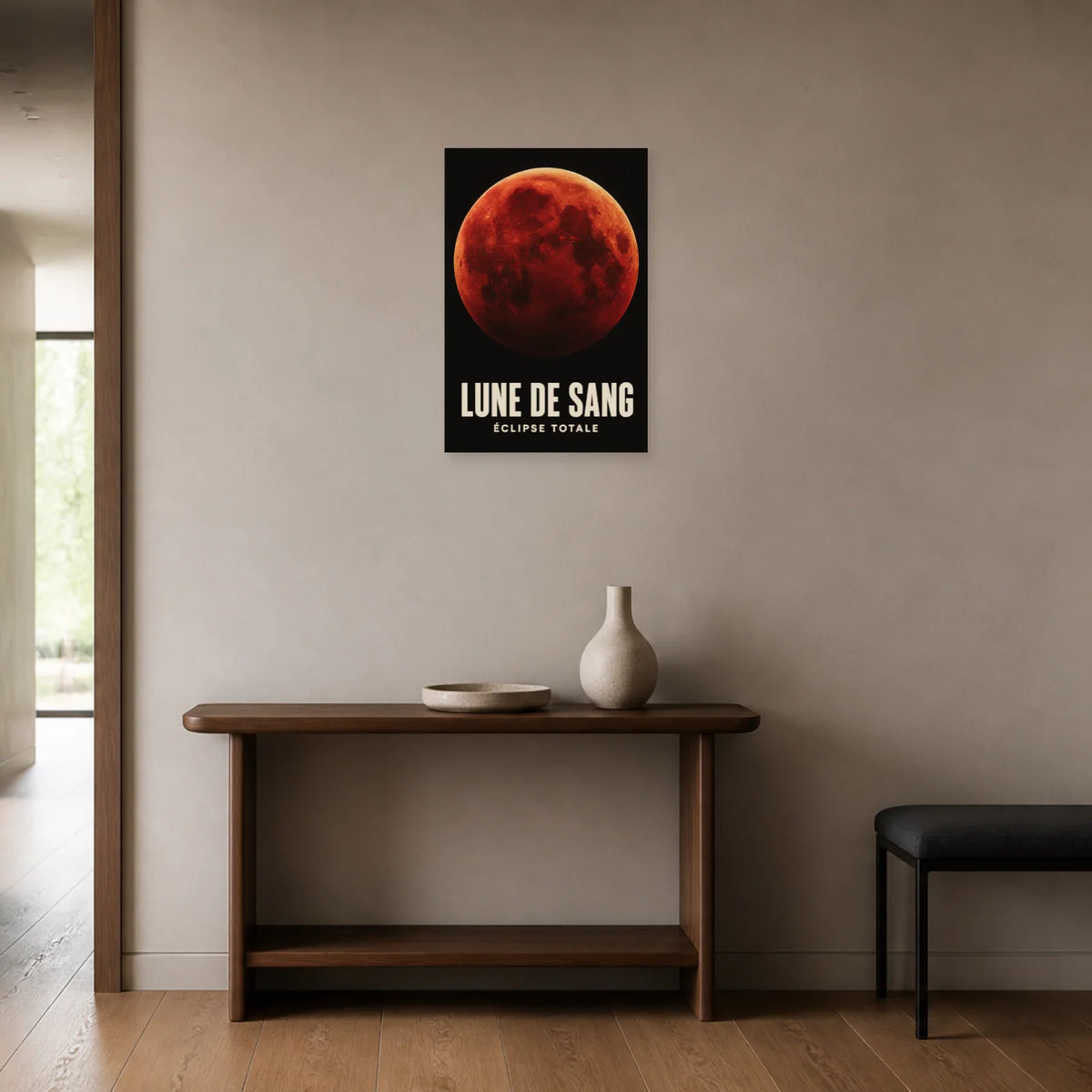 Affiche Lune de Sang – Éclipse Totale dans une entrée ou un couloir - Art Virtuoso