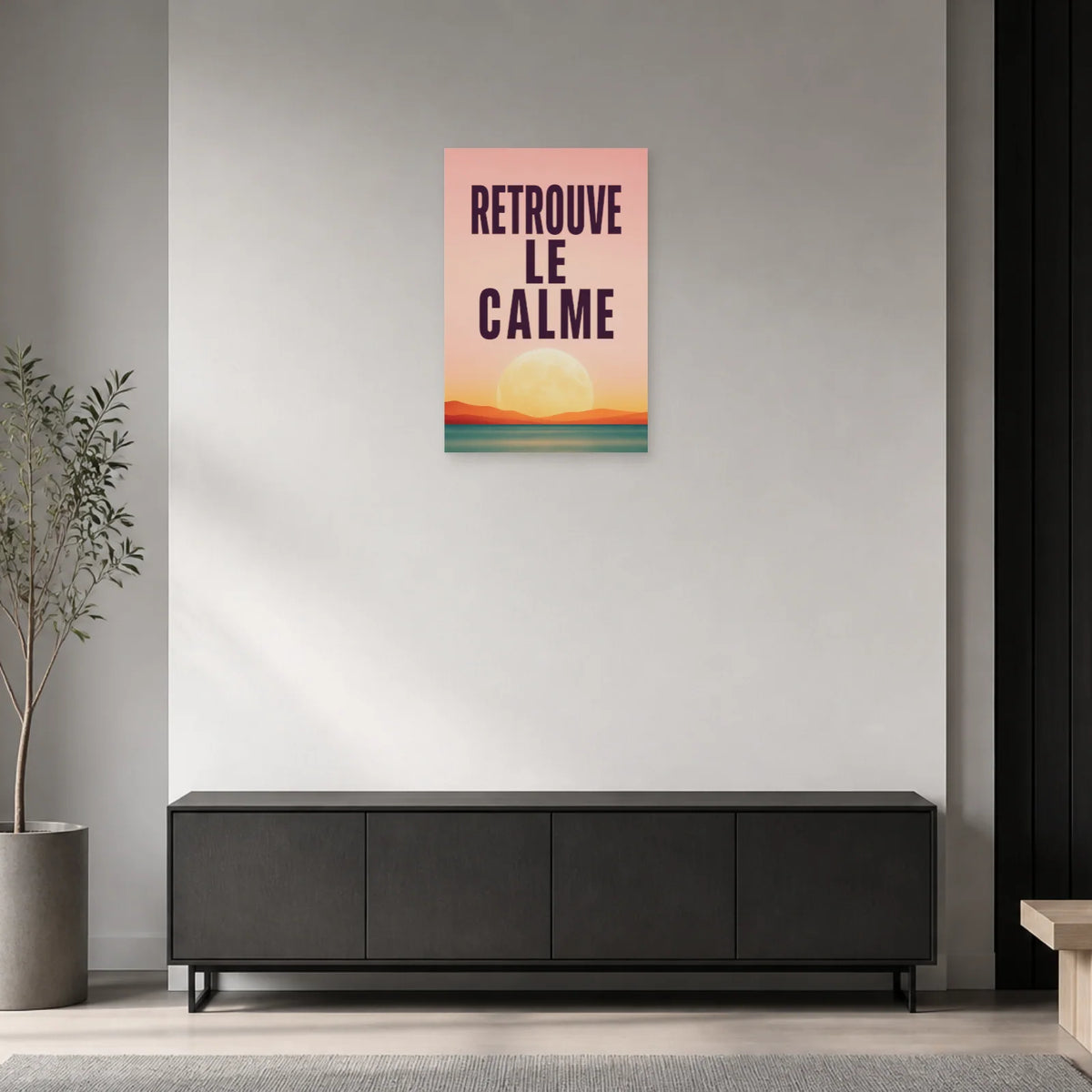 Affiche Retrouve le calme – Lune à l’horizon dans une entrée ou un couloir - Art Virtuoso