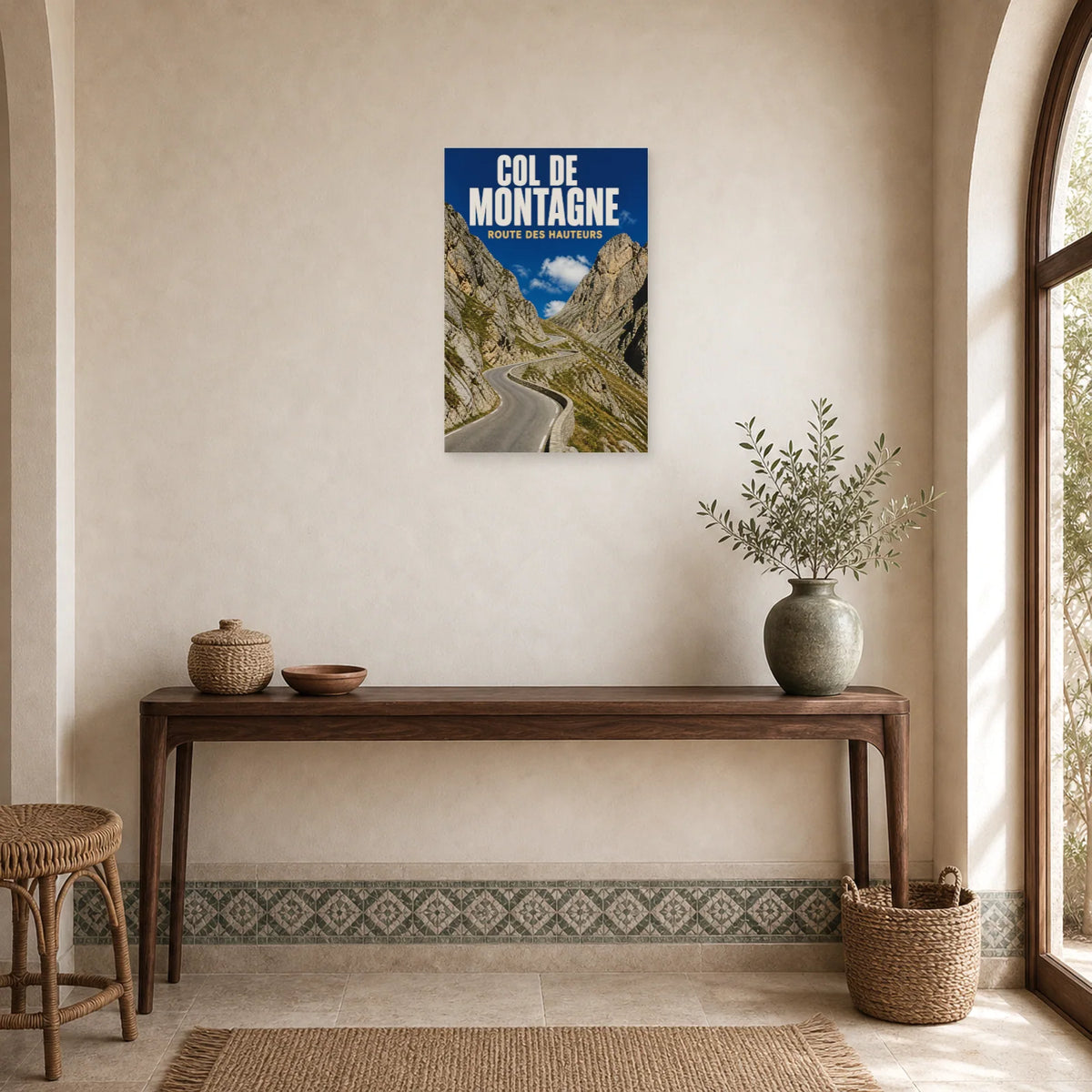 Affiche Col de Montagne – Route des Hauteurs dans une entrée ou un couloir - Art Virtuoso