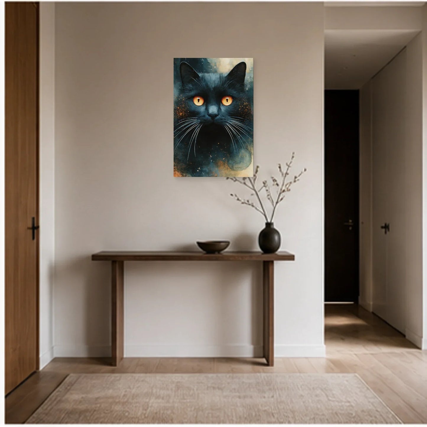Tableau Chat Bleu Nuit Yeux Ambrés dans une entrée ou un couloir - Art Virtuoso