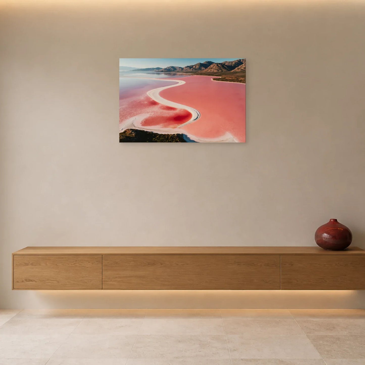 Tableau Lac Rose présenté dans une entrée - Art Virtuoso