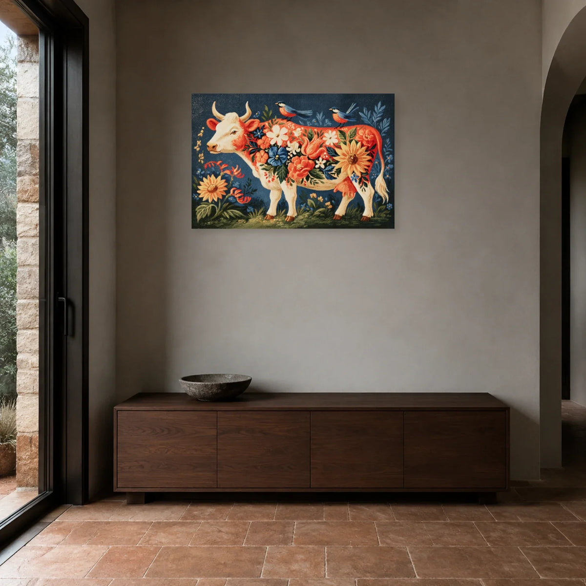 Tableau Vache Folk Art présenté dans une entrée - Art Virtuoso
