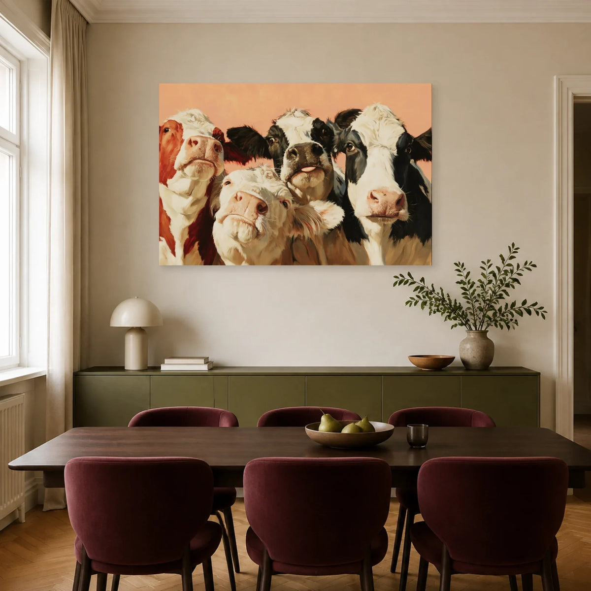 Tableau Vaches Rigolotes Photomaton présenté dans une salle à manger - Art Virtuoso