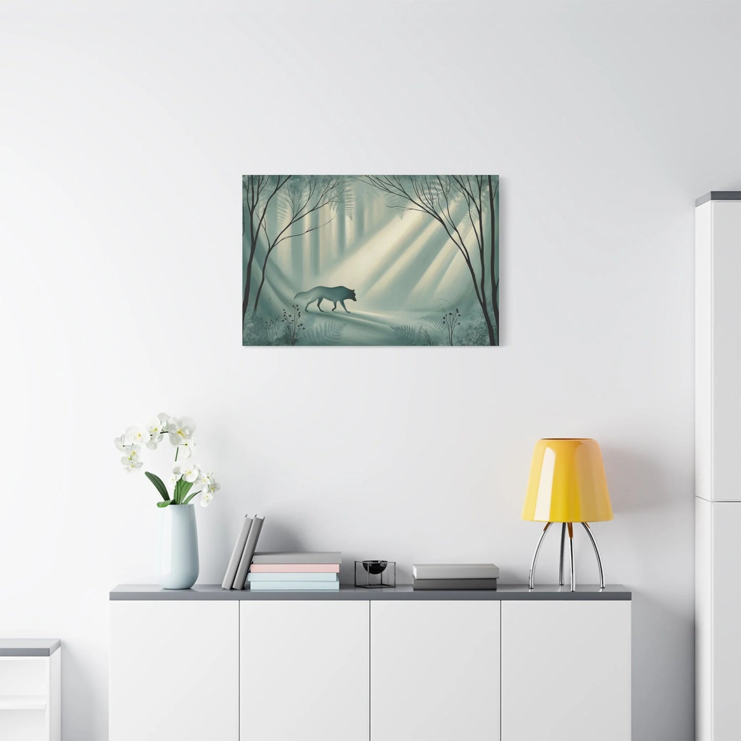 Tableau Loup en Forêt de Mousse - Vert Sauge Profond - ambiance loft haut de plafond