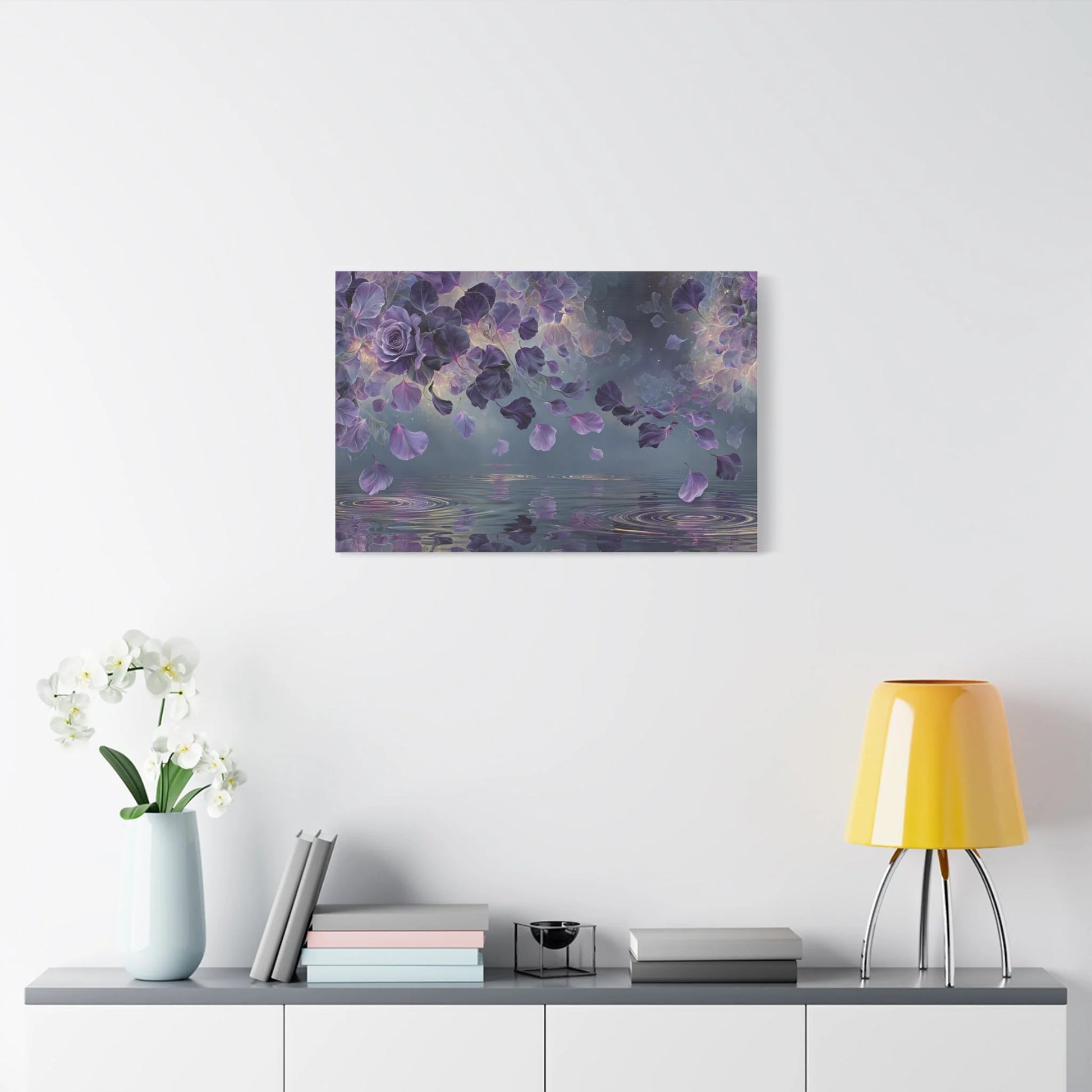 Tableau Pétales eau violet format horizontal mur d'envergure