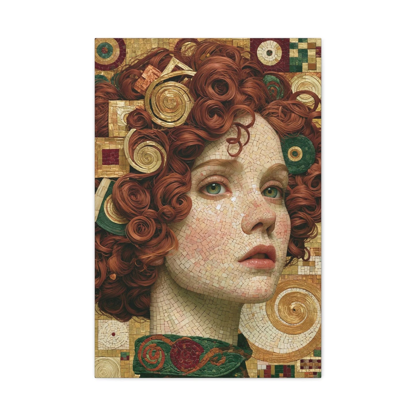 Tableau en Mosaïque Femme Klimt Dorée - Éclat du Baiser - intégration salon scandinave