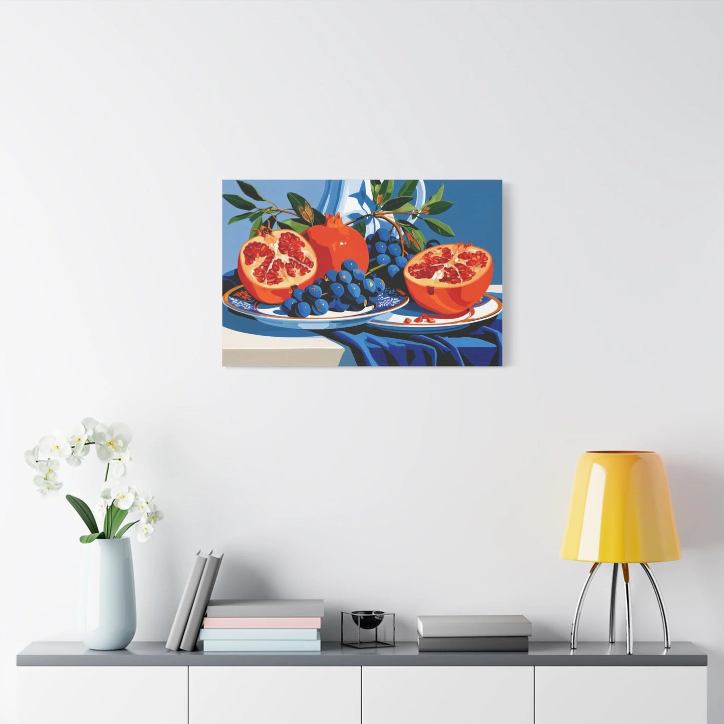 Tableau Nature Morte Vaisselle Dorée Grenade - Table Précieuse - grand format salon spacieux