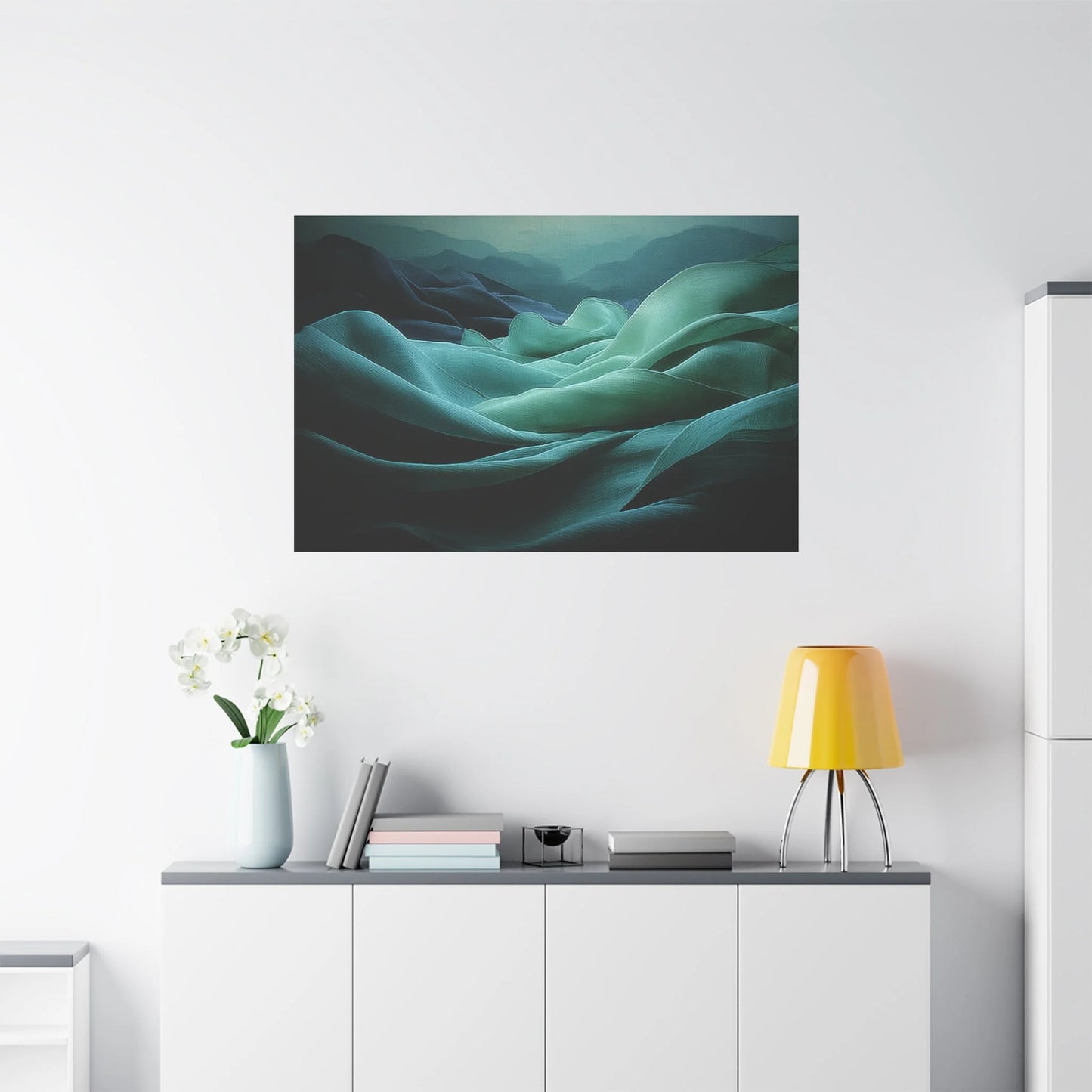 Tableau Abstrait textile vert sauge dans un salon contemporain