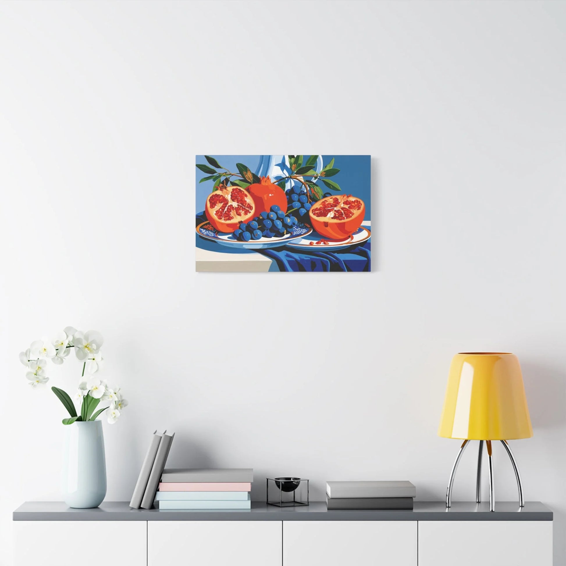 Tableau Nature Morte Vaisselle Dorée Grenade - Table Précieuse - ambiance chambre adulte