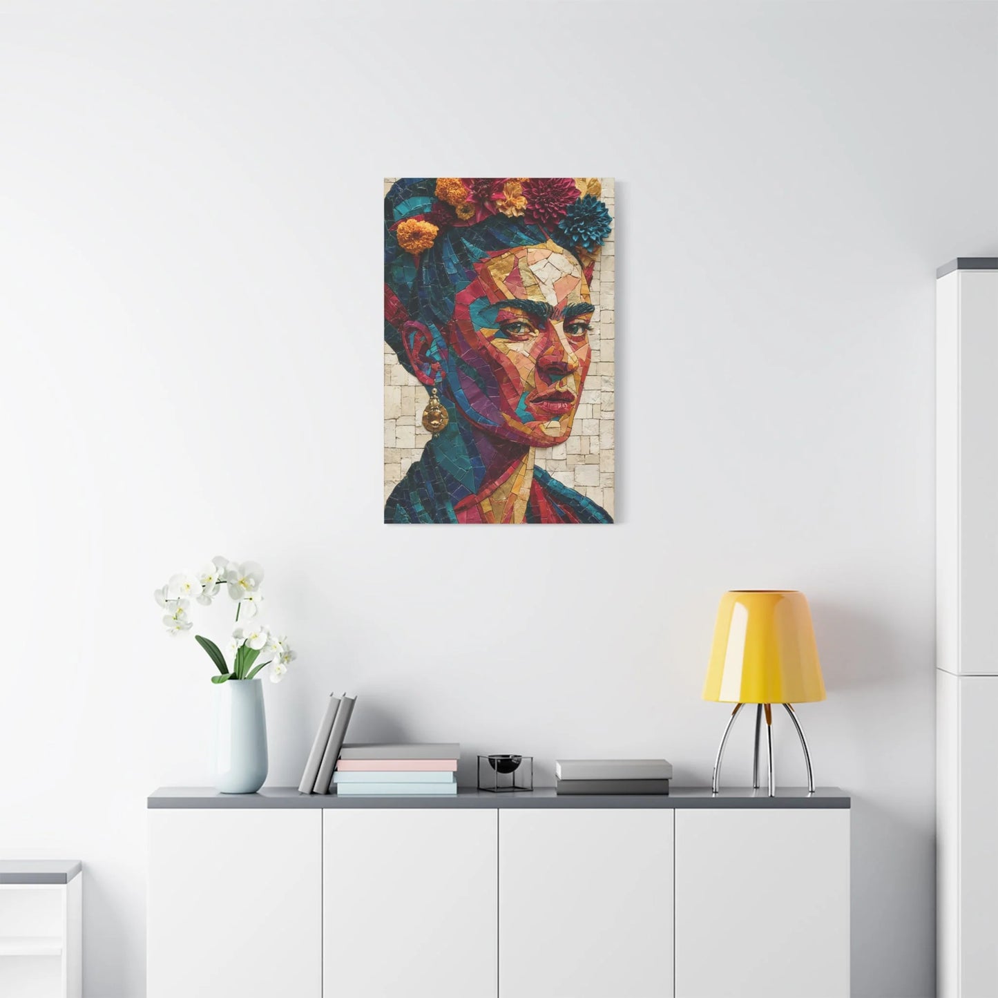 Tableau en Mosaïque Frida Kahlo Fleurie - Couronne Viva - ambiance loft haut de plafond