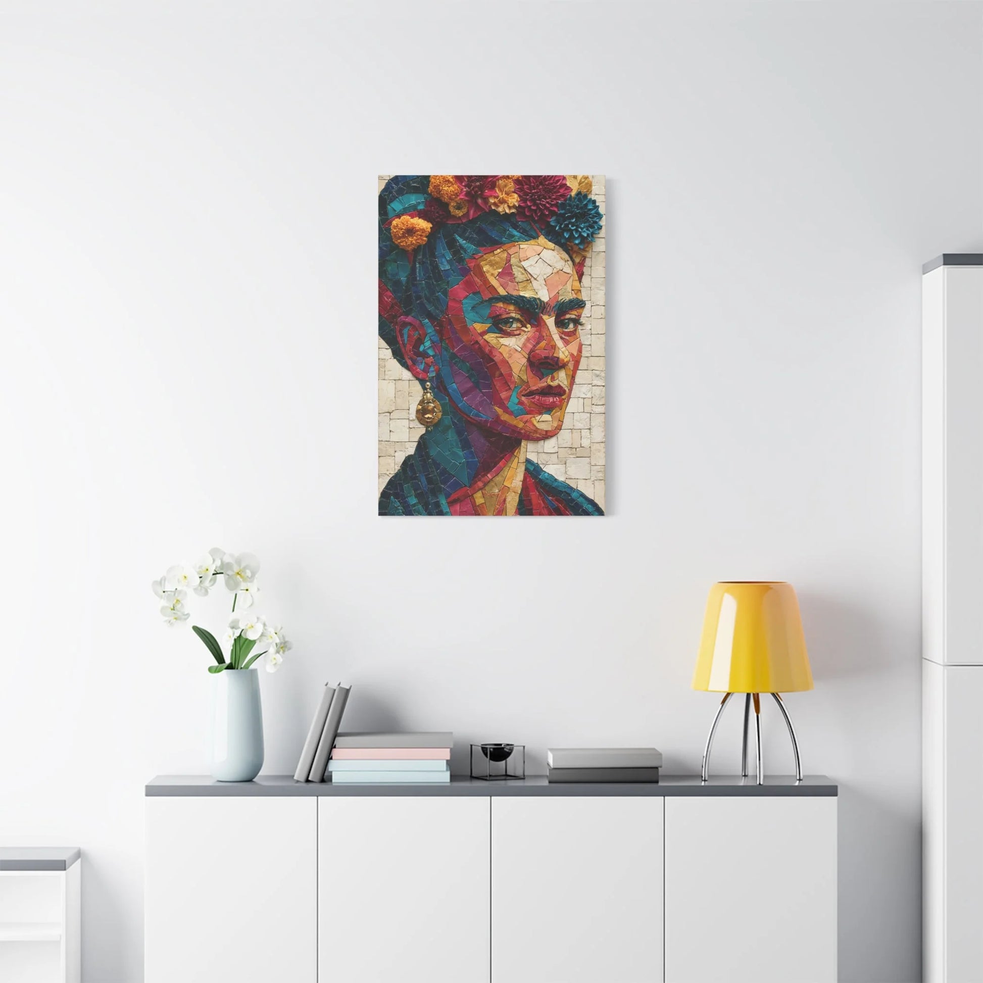 Tableau en Mosaïque Frida Kahlo Fleurie - Couronne Viva - ambiance loft haut de plafond
