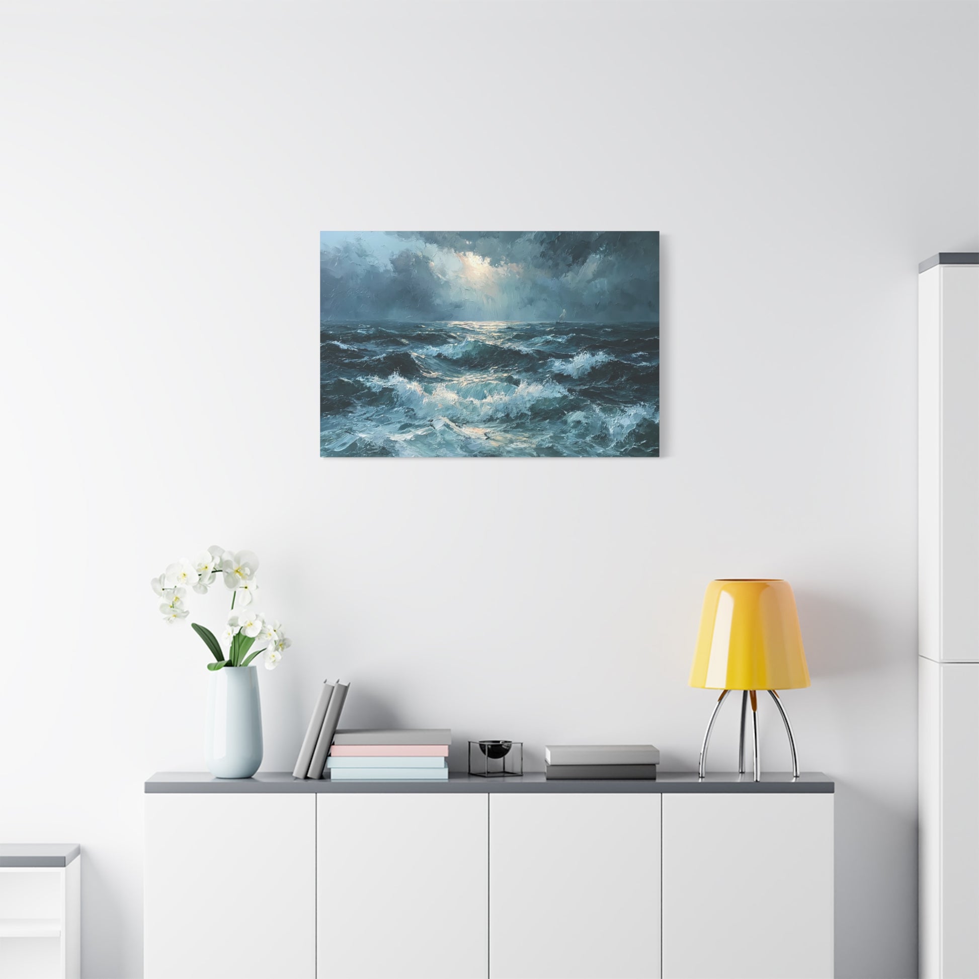 Mer houleuse sombre sous un ciel orageux avec petit voilier a l horizon - Art Virtuoso - vue 16/20