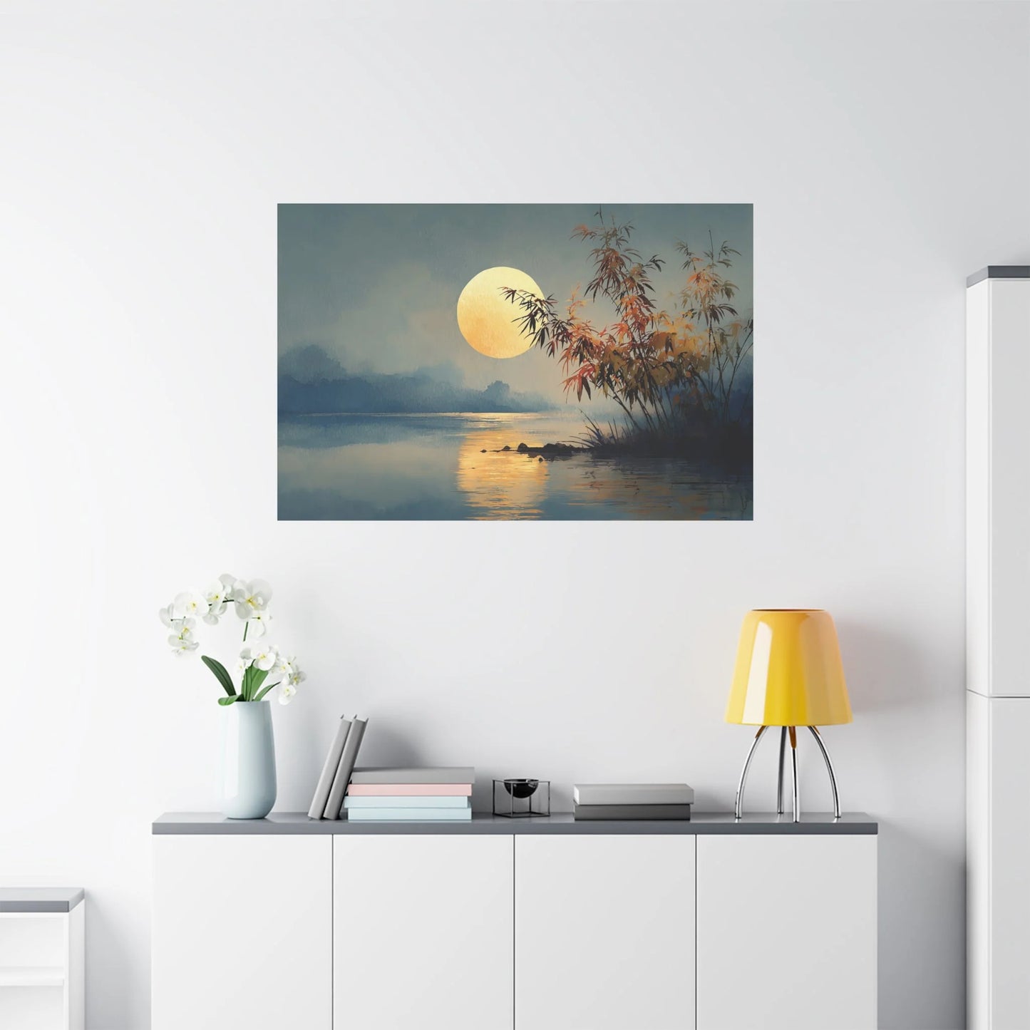 Tableau Lune lac zen dans un salon contemporain