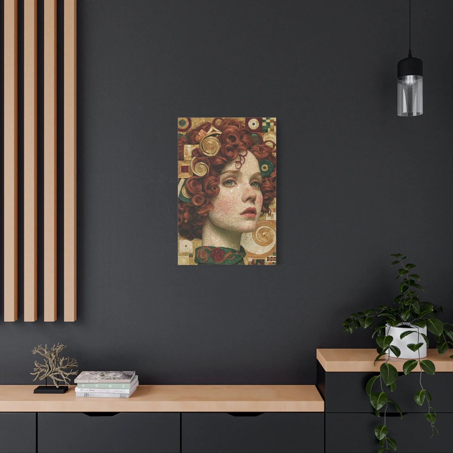 Tableau en Mosaïque Femme Klimt Dorée - Éclat du Baiser - vue intérieur architecte