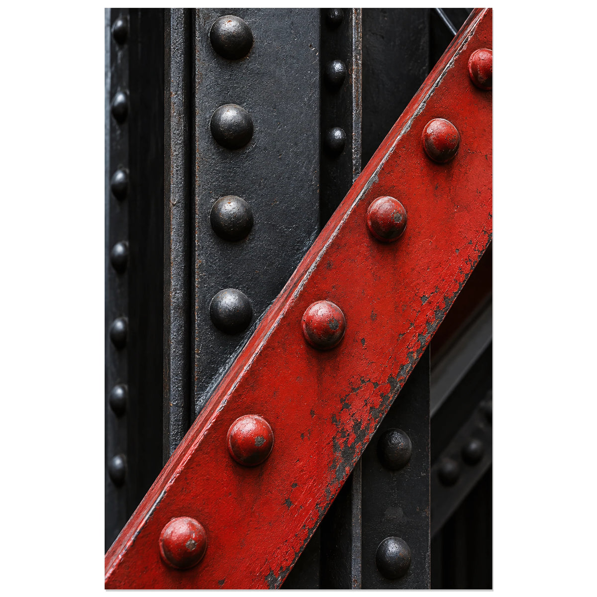 Poutre rouge et rangées de rivets noirs, affiche 30 × 45 cm