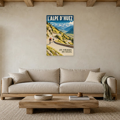 Affiche Alpe d'Huez - Virages au soleil dans un salon - Art Virtuoso