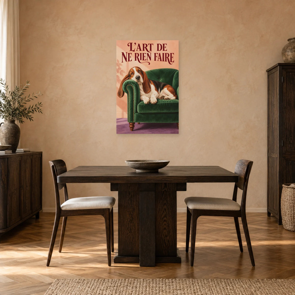 Affiche Basset hound - L'art de ne rien faire dans une salle à manger - Art Virtuoso