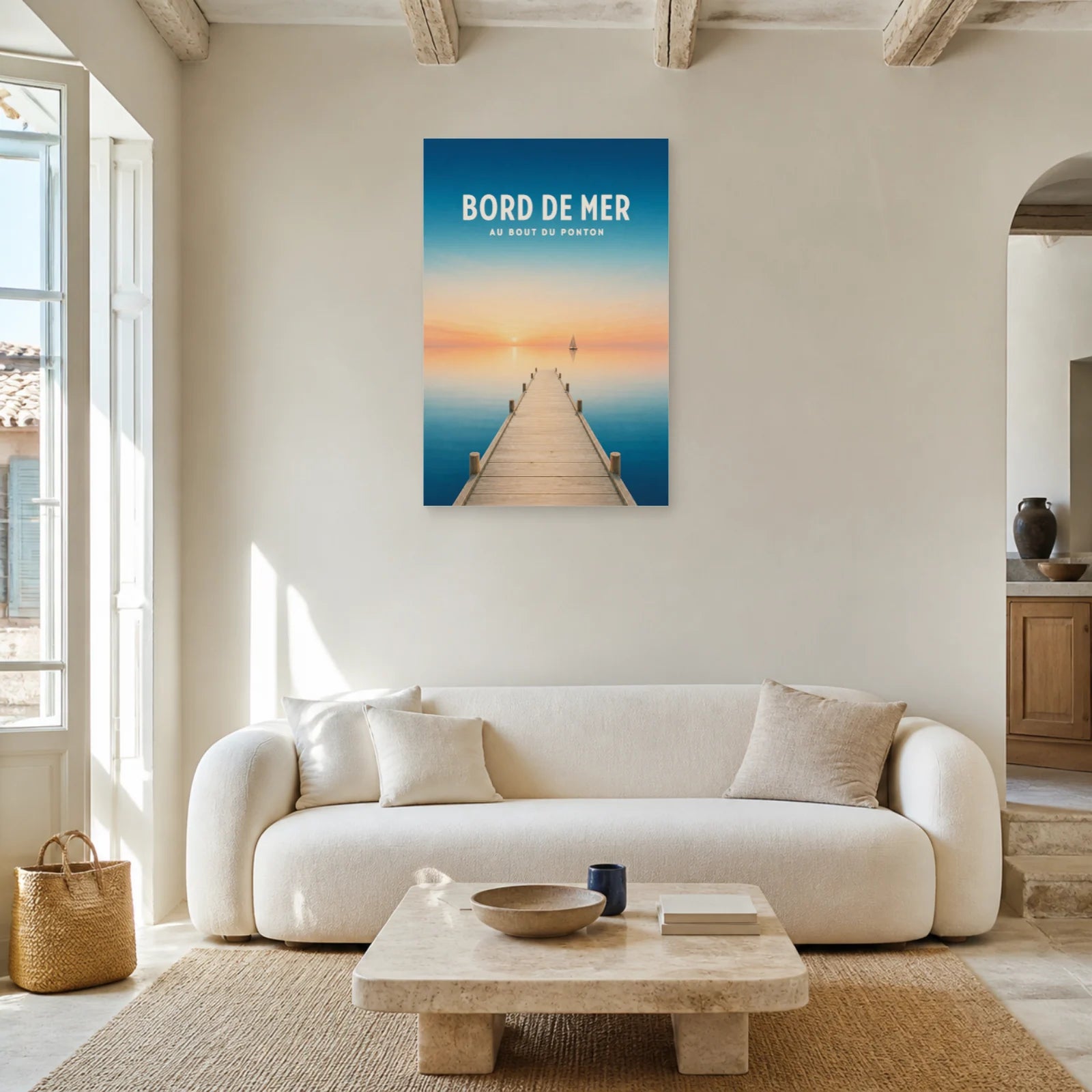Affiche Bord de Mer – Au Bout du Ponton dans un salon - Art Virtuoso