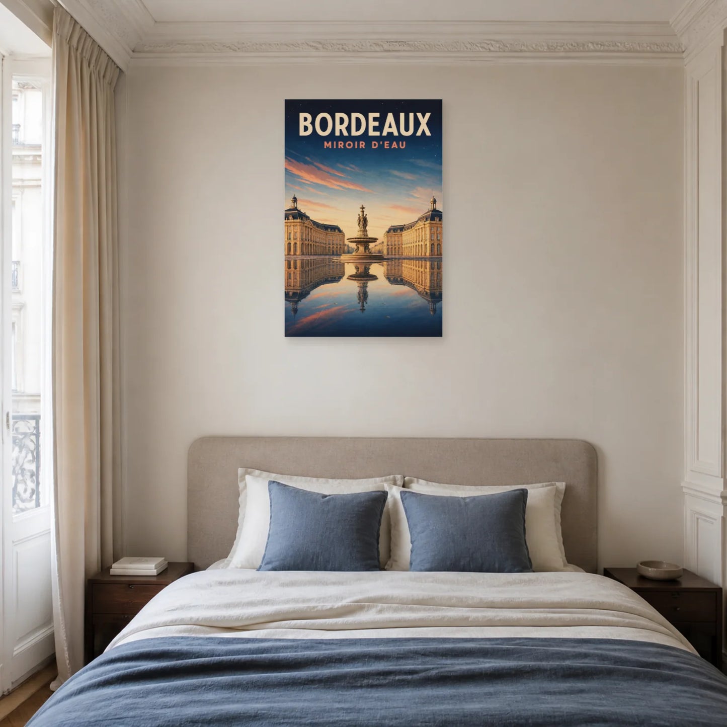 Affiche Bordeaux – Miroir d'Eau dans une chambre - Art Virtuoso