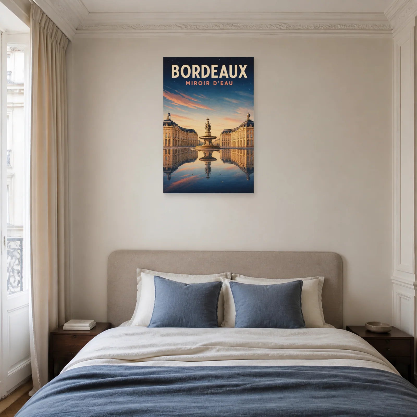 Affiche Bordeaux – Miroir d'Eau dans une chambre - Art Virtuoso