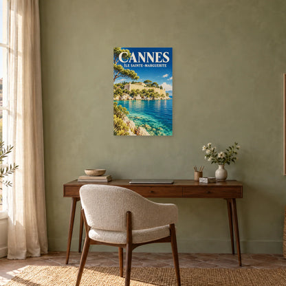 Affiche Cannes - Île Sainte-Marguerite dans un bureau - Art Virtuoso