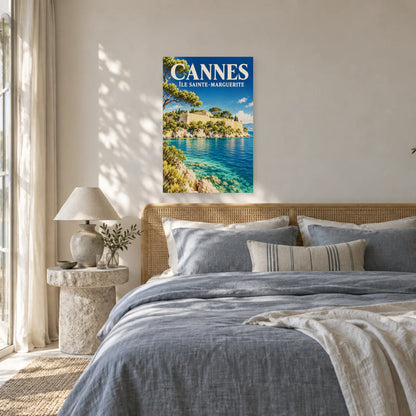 Affiche Cannes - Île Sainte-Marguerite dans une chambre - Art Virtuoso