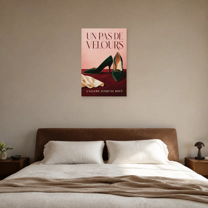 Affiche Chaussures de femme, un pas de velours dans une chambre - Art Virtuoso
