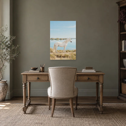 Affiche Chevaux de Camargue - Ligne d'horizon dans un bureau - Art Virtuoso