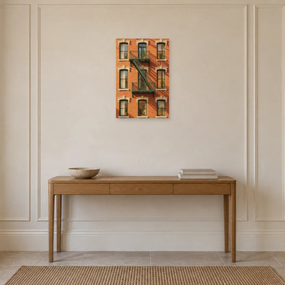 Affiche façade avec escalier de secours dans une entrée ou un couloir - Art Virtuoso
