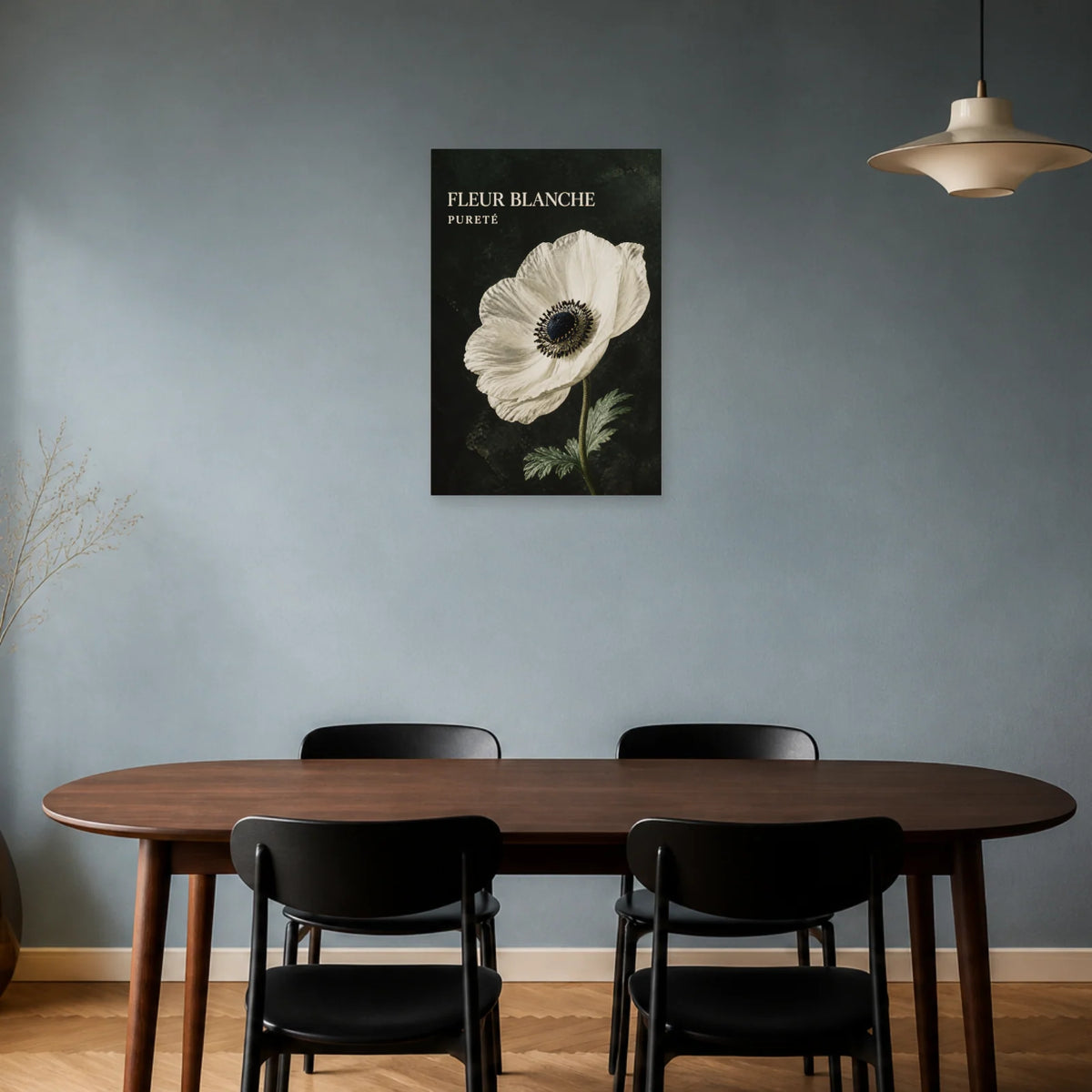 Affiche Fleur Blanche – Pureté dans une salle à manger - Art Virtuoso