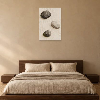 Affiche Japandi Galets sur sable ratissé dans une chambre - Art Virtuoso