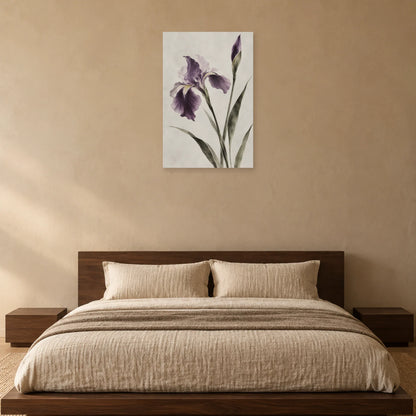 Affiche Japandi Iris à l'encre violette dans une chambre - Art Virtuoso