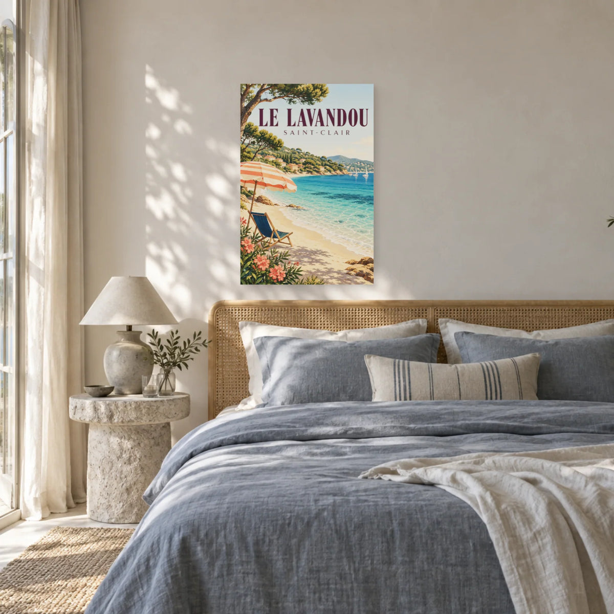 Affiche Le Lavandou - La plage de Saint-Clair dans une chambre - Art Virtuoso