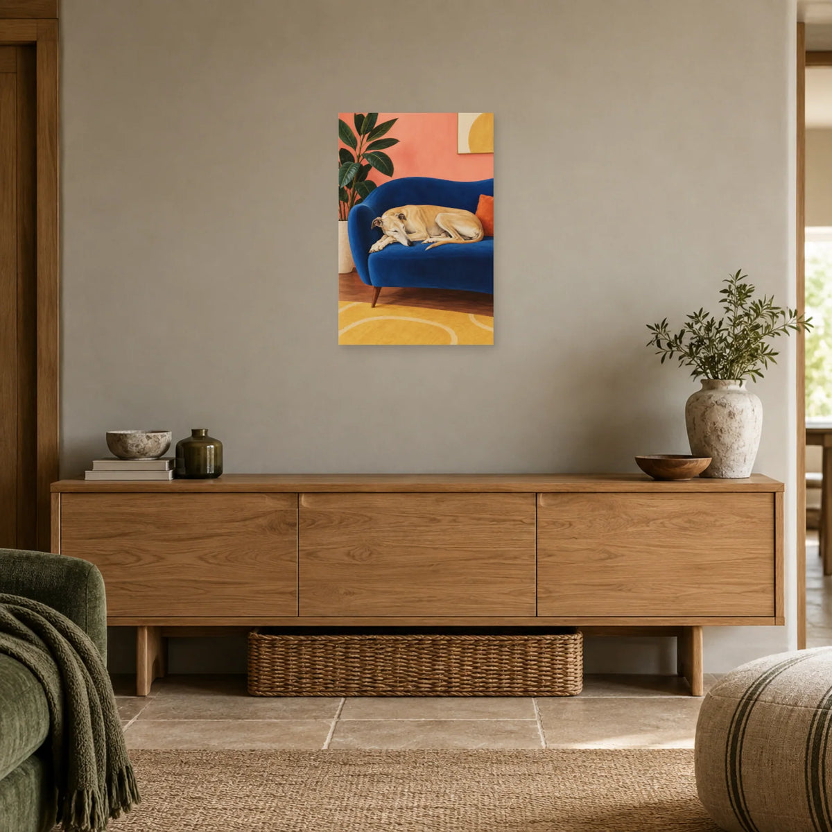 Affiche Lévrier - Salon rose dans une entrée ou un couloir - Art Virtuoso