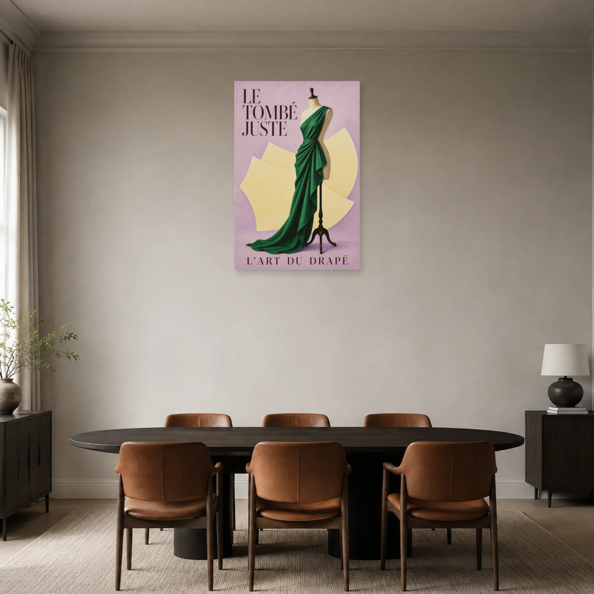 Affiche Mannequin de couture, le tombé juste dans une salle à manger - Art Virtuoso