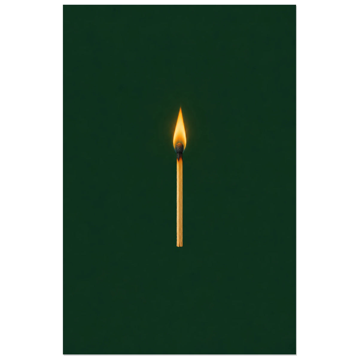 Affiche minimaliste - Allumette et flamme, nature morte minimaliste / illustration réaliste verticale, format 30 × 45 cm