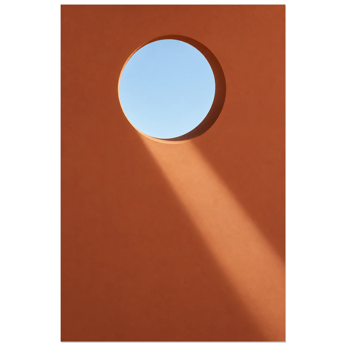 Affiche minimaliste - Oculus dans le mur, architecture minimaliste / étude de lumière verticale, format 60 × 90 cm