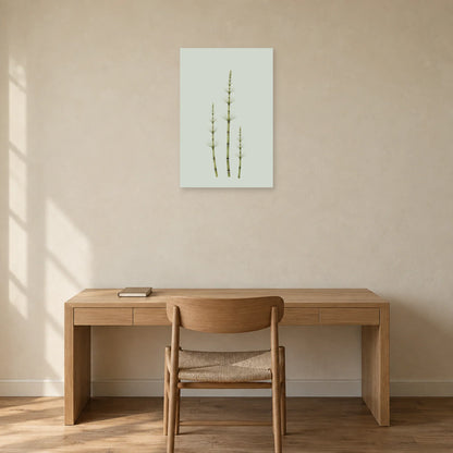 Affiche minimaliste - Trois tiges de prêle dans un bureau - Art Virtuoso