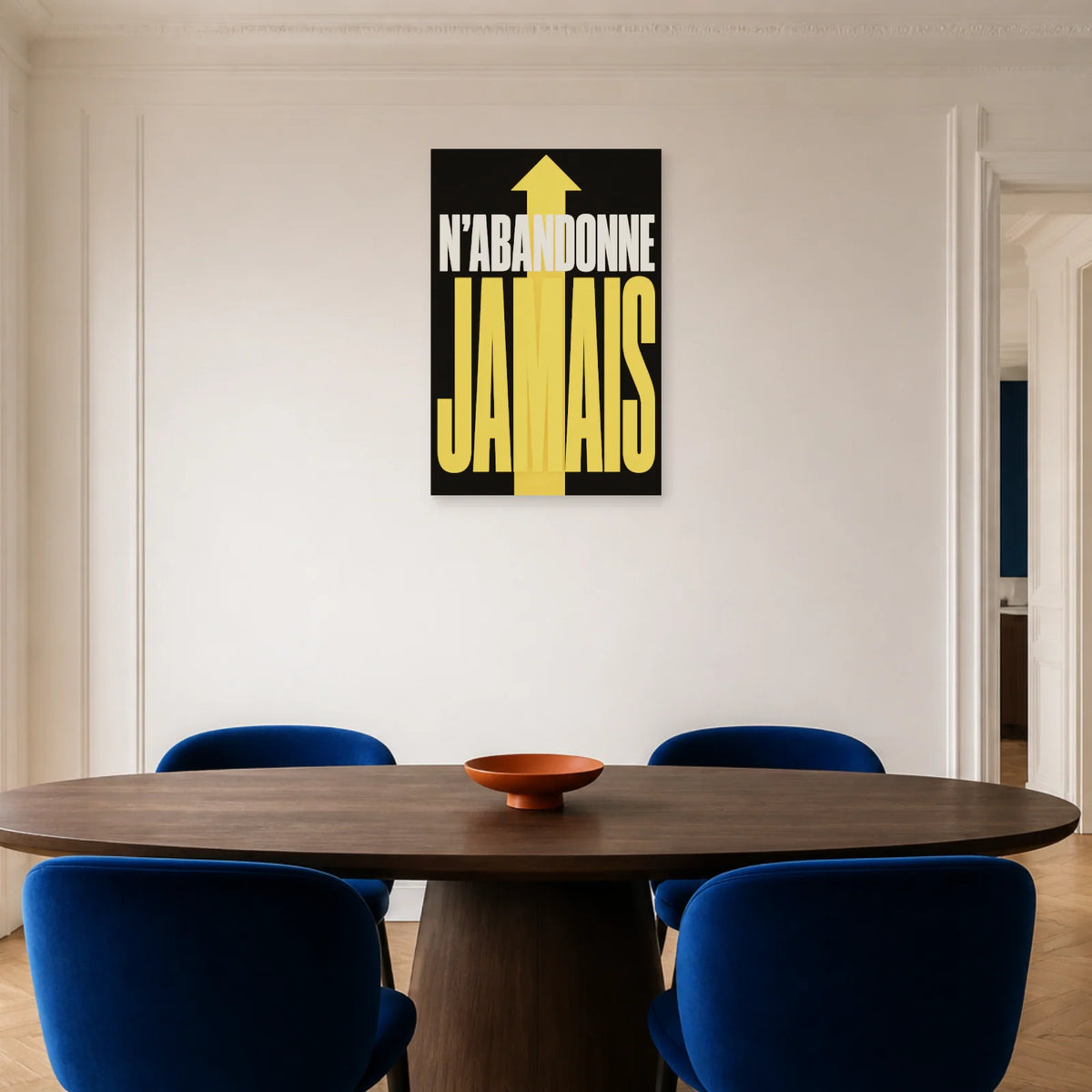 Affiche N’abandonne jamais – Flèche ascendante dans une salle à manger - Art Virtuoso