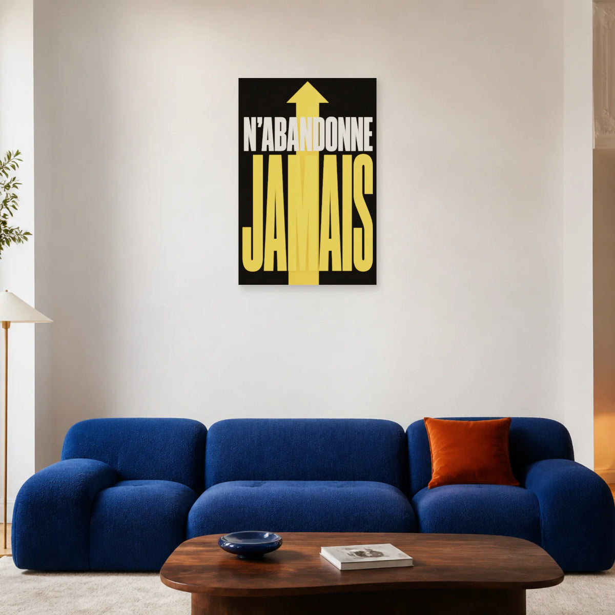 Affiche N’abandonne jamais – Flèche ascendante dans un salon - Art Virtuoso