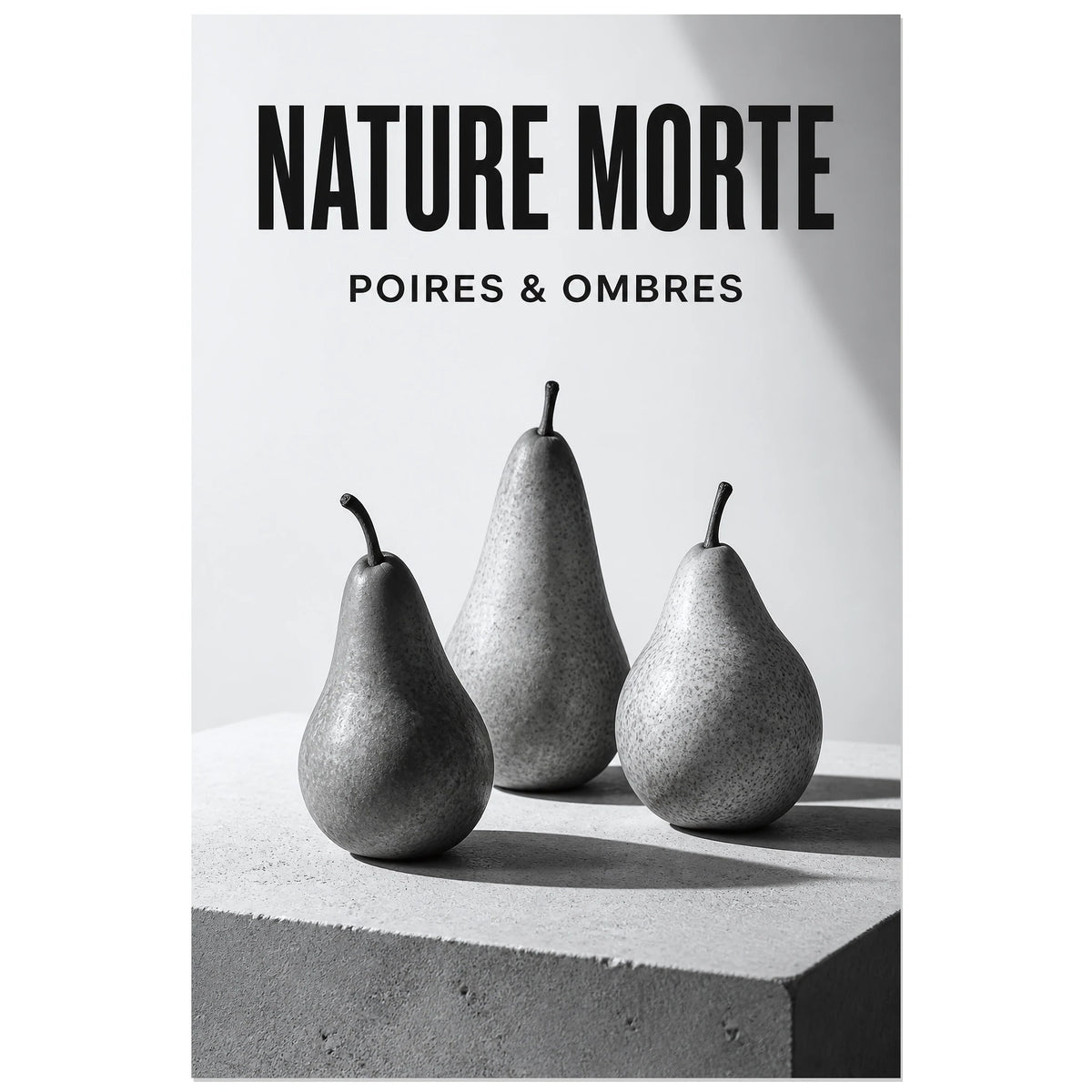 Affiche Nature Morte – Poires & Ombres, photographie de nature morte contemporaine verticale, format 60 × 90 cm