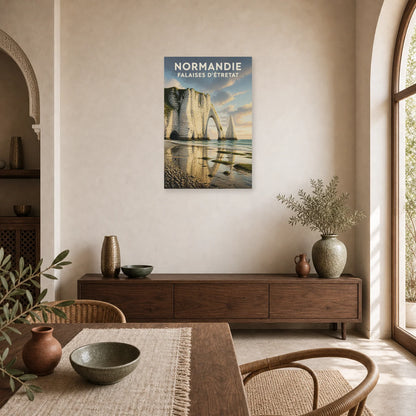 Affiche Normandie – Falaises d’Étretat dans une salle à manger - Art Virtuoso