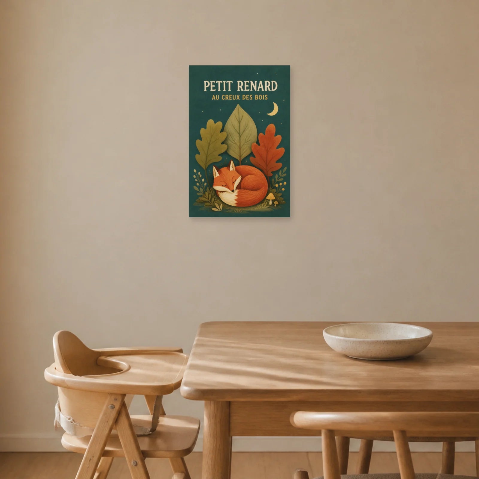 Affiche Petit Renard – Au Creux des Bois dans une salle à manger - Art Virtuoso