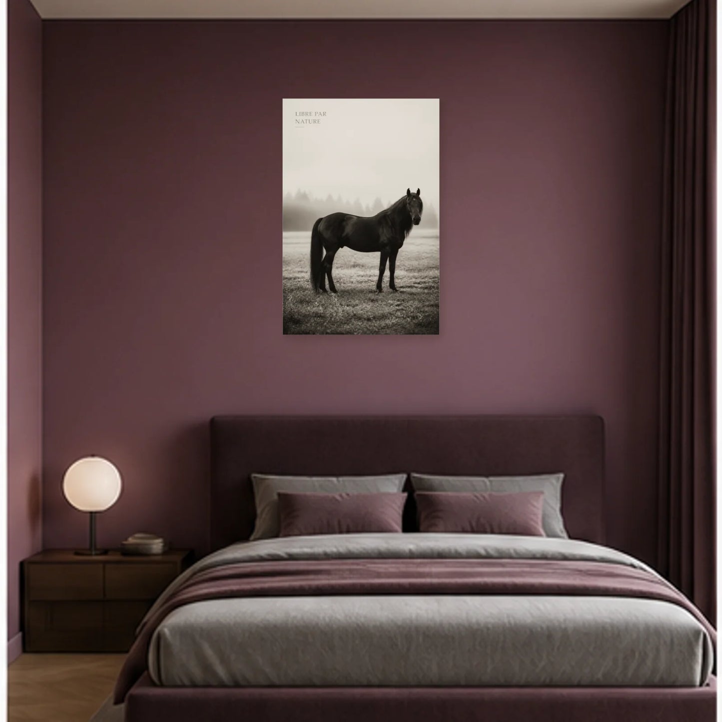 Affiche photo Cheval libre en noir et blanc - Libre par nature dans une chambre - Art Virtuoso