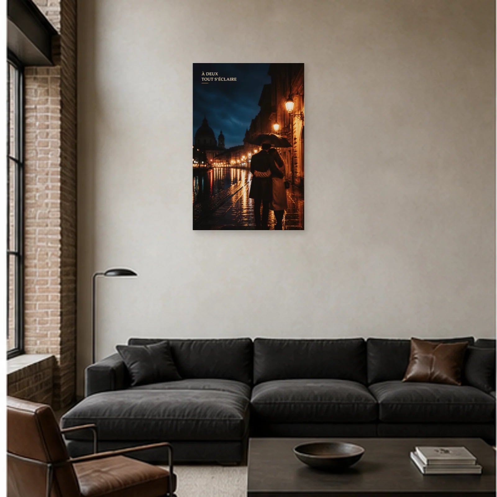 Affiche photo Couple amoureux sous la pluie - À deux tout s’éclaire dans un salon - Art Virtuoso