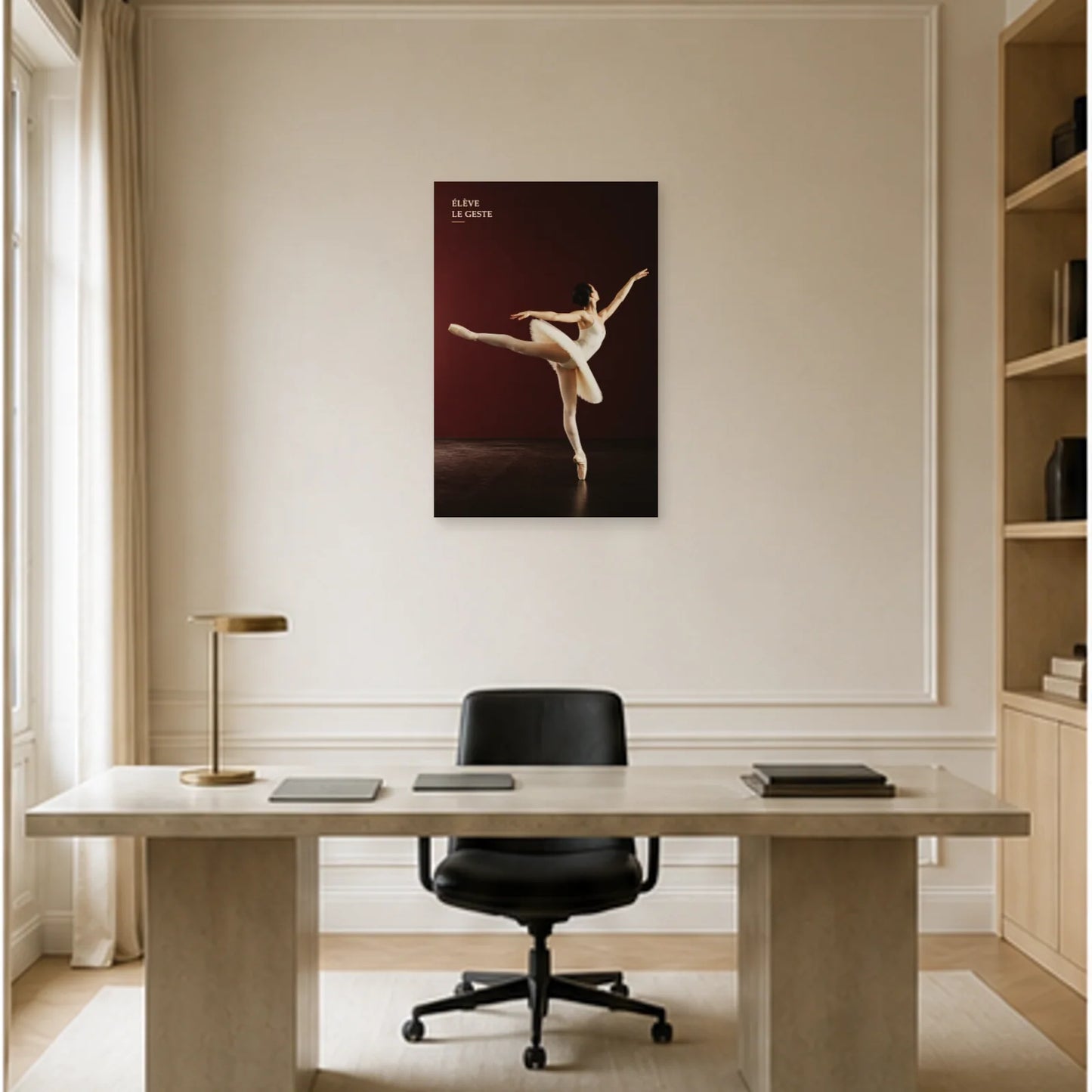 Affiche photo Danseuse classique - Élève le geste dans un bureau - Art Virtuoso