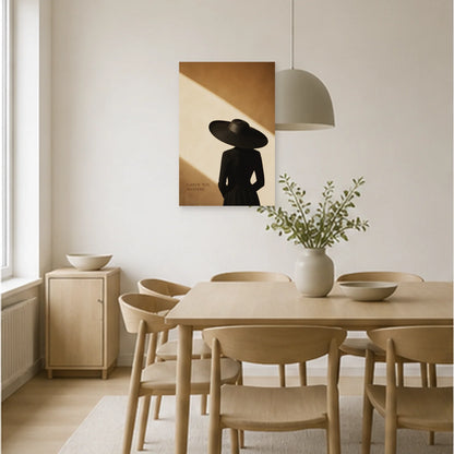Affiche photo Femme au grand chapeau - Garde ton mystère dans une salle à manger - Art Virtuoso